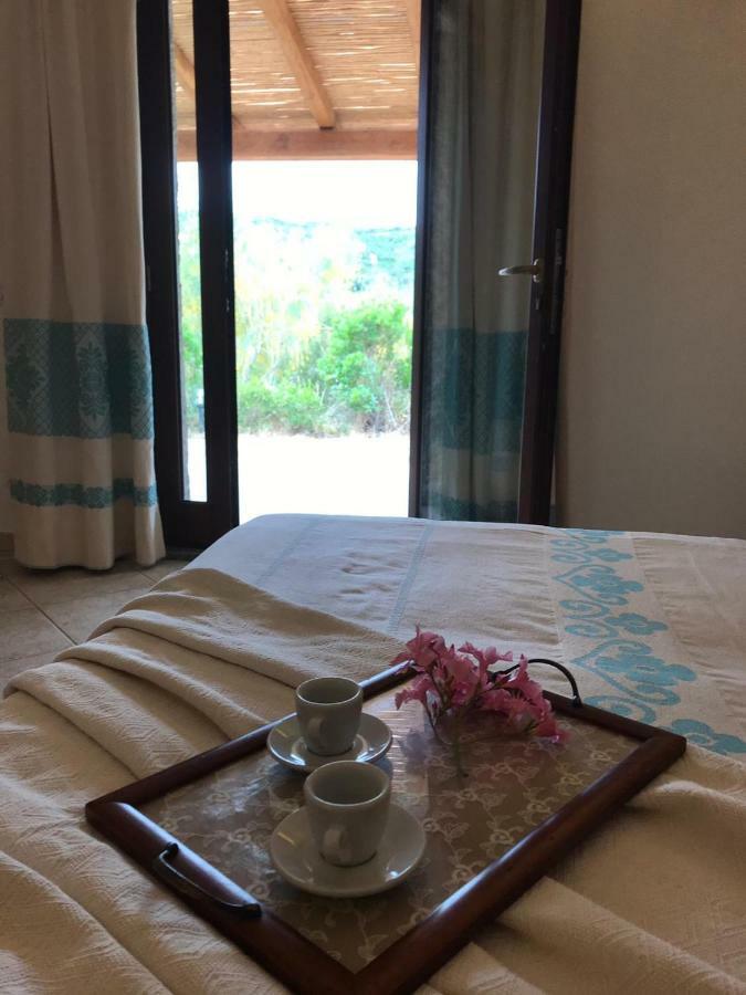 La Puntaccina Villa Aglientu Esterno foto